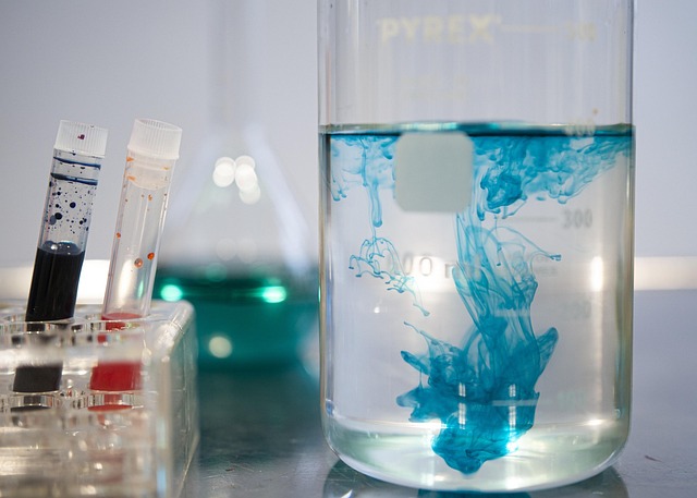 高效率软体海绵高效增硬剂在提升运动护具发泡材料抗压强度方面的关键技术